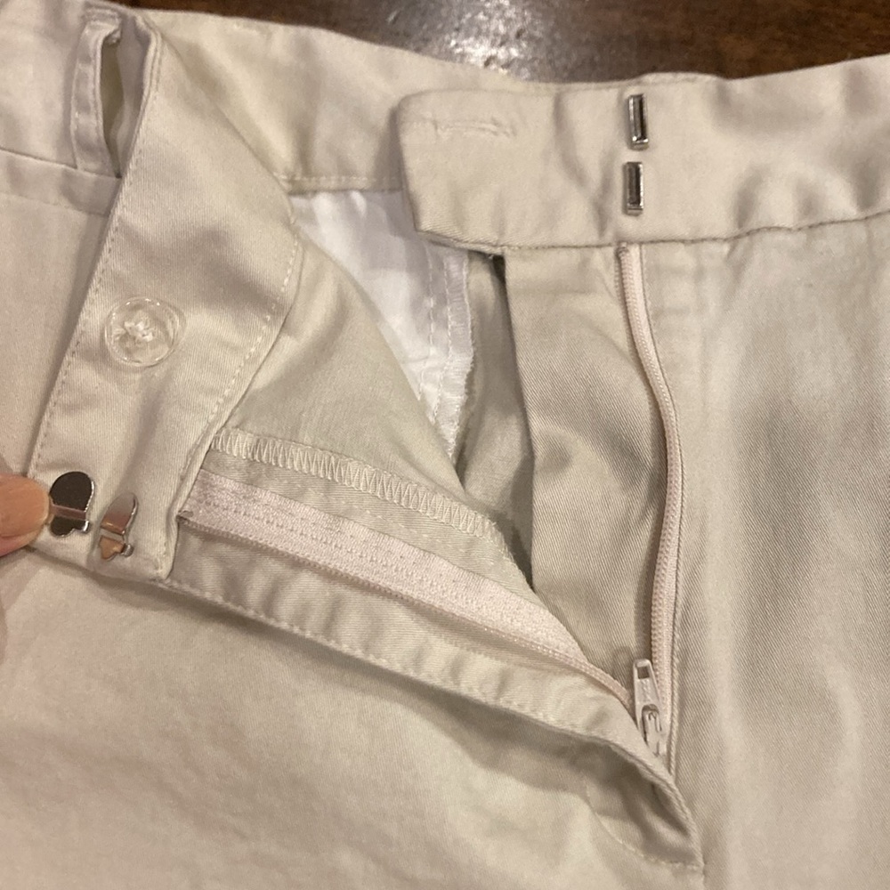 Size 16 Monterey Bay Ivory/Light Khaki Crop Pants - Picture 8 of 10
